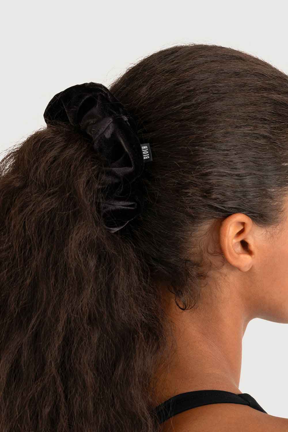 30211 - Velvet Scrunchie - Image 2