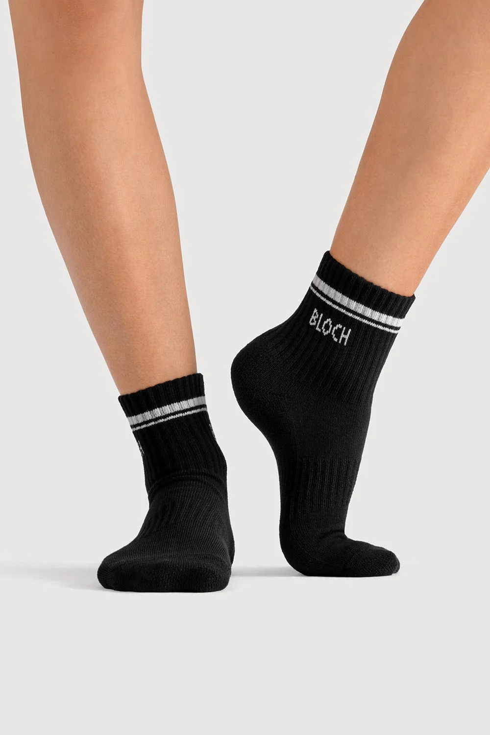 A0448 - Bloch Logo Crew Socks