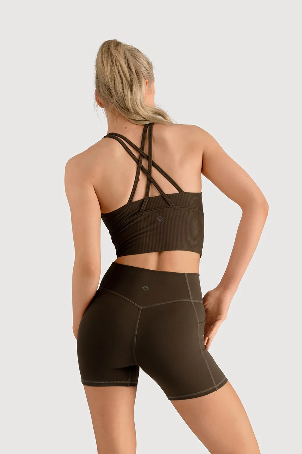 D5600Y - BLOCHeverhold™ V Shape Short - Image 3