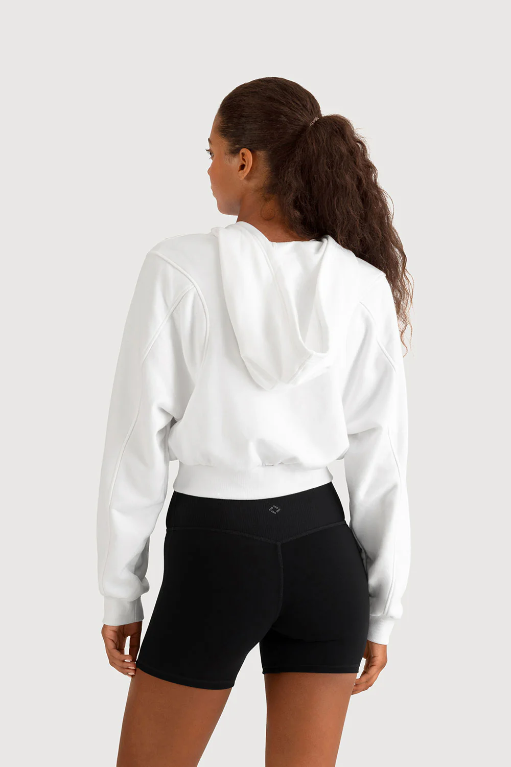 J5672Y - Cloud Jacket - Image 2