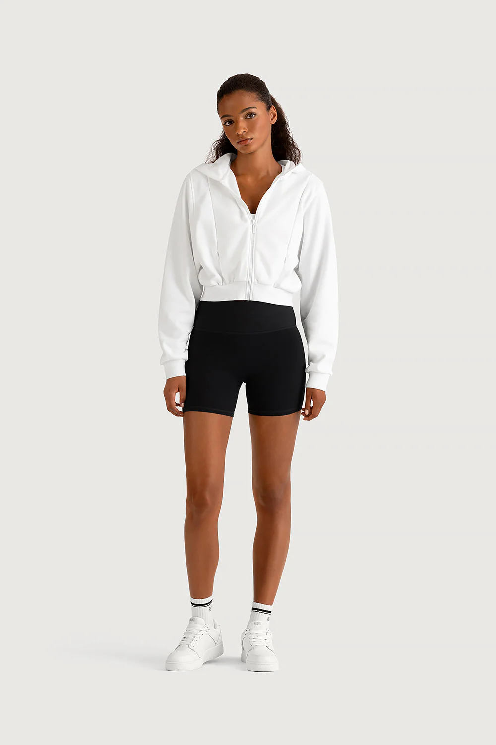 J5672Y - Cloud Jacket - Image 3