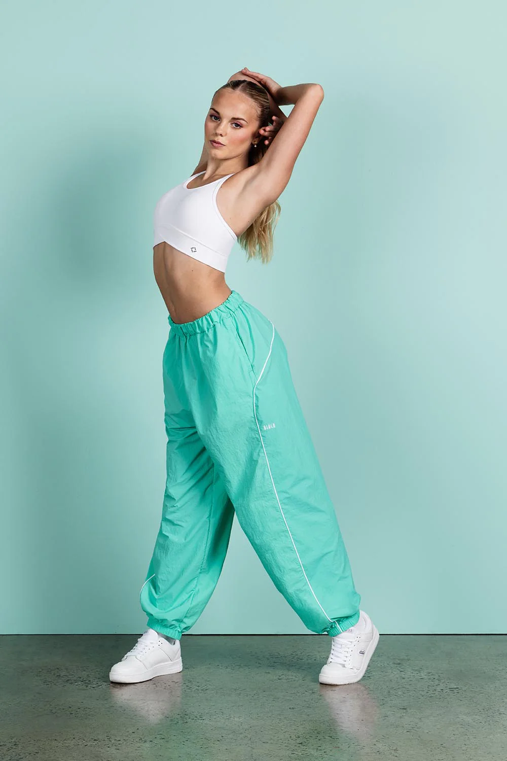 P55710G - Step Up Pant
