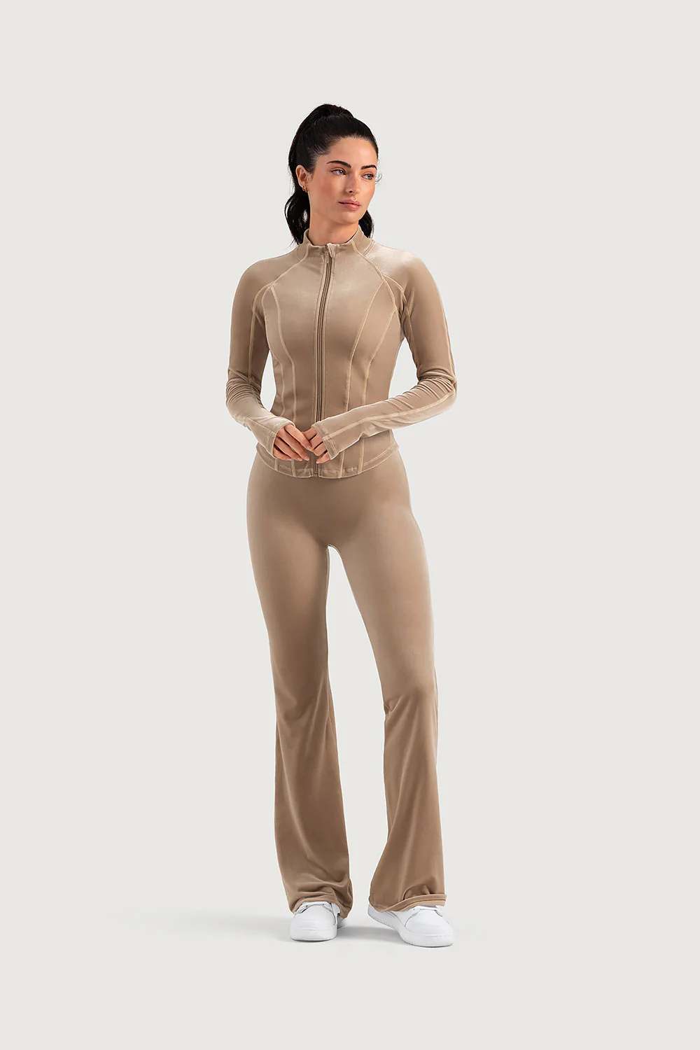 P5620Y - Velvet Flare Pants - Image 4