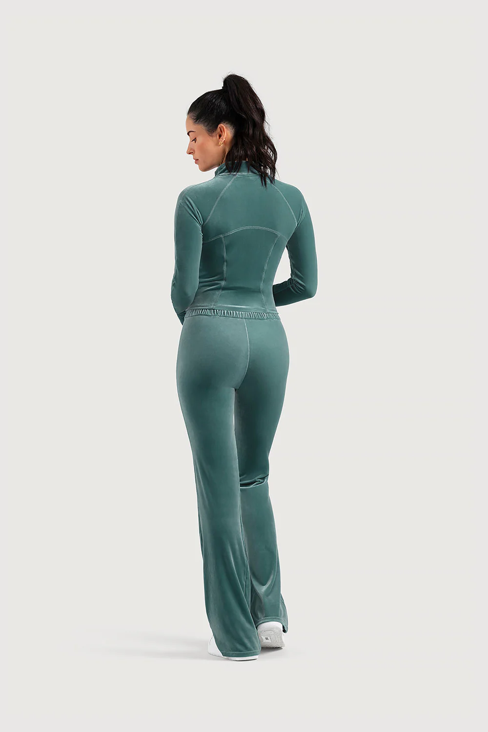 P5620Y - Velvet Flare Pants - Image 4