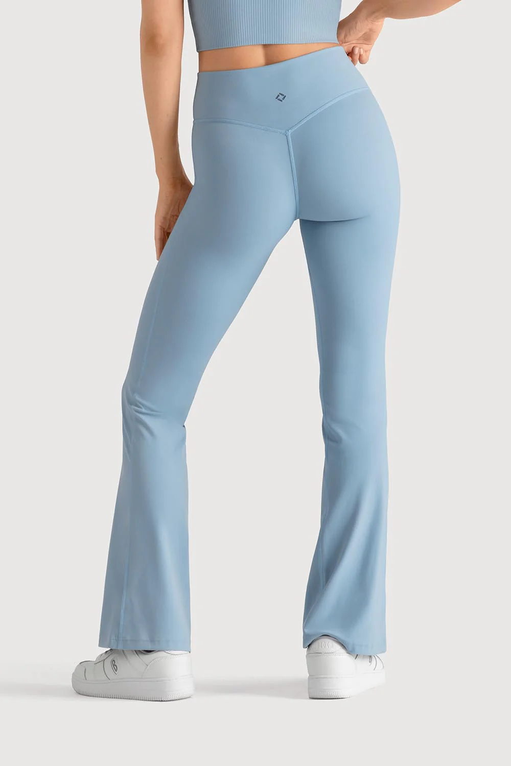 T5997Y - BLOCHeverhold™ V Shape Flare Tight Regular - Image 3