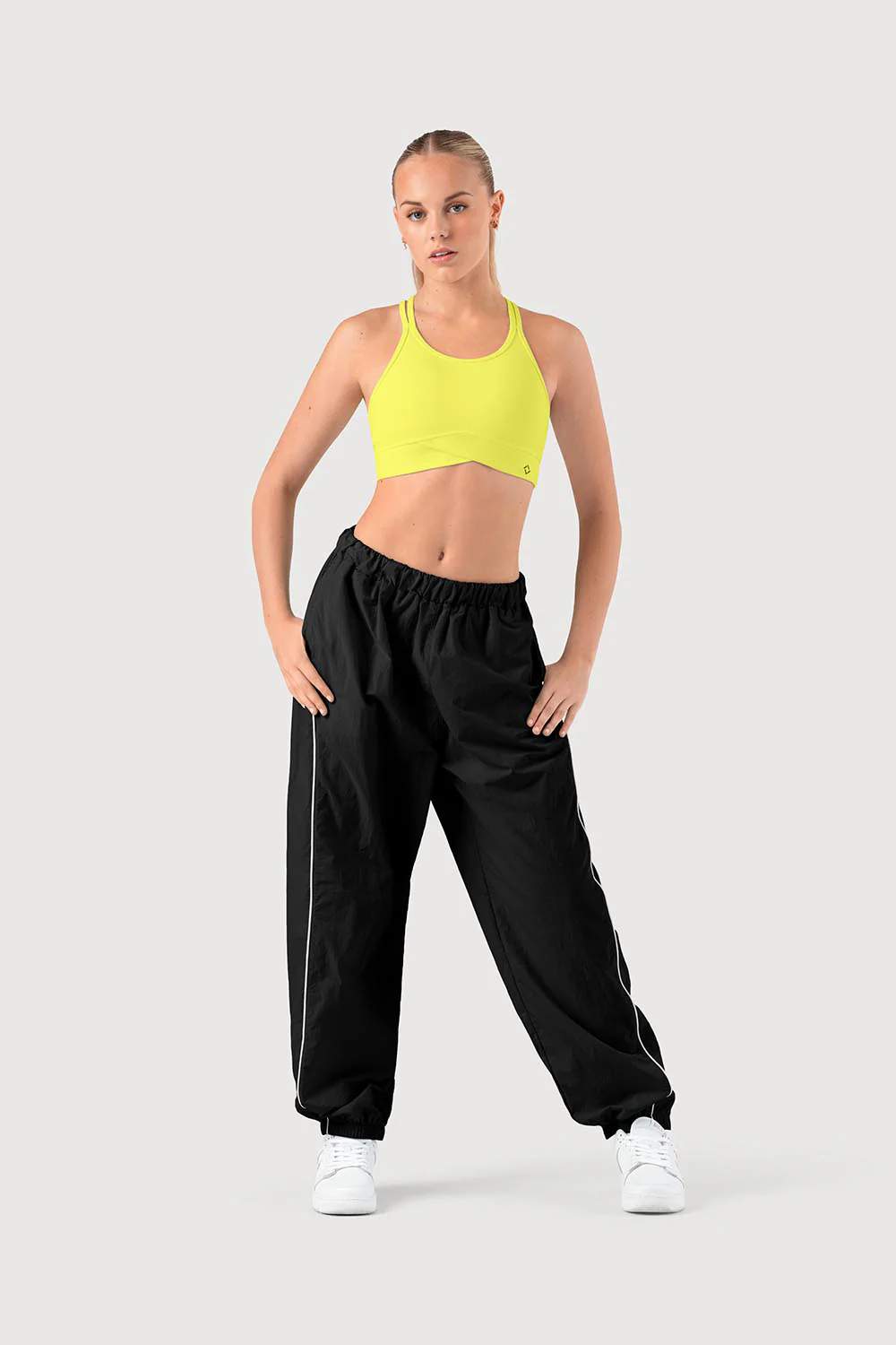 Z55771G - Striker Crop 2.0 - Image 4