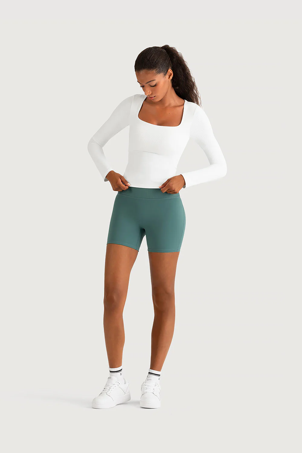 Z5683Y - Rib Essential Long Sleeve Top - Image 3