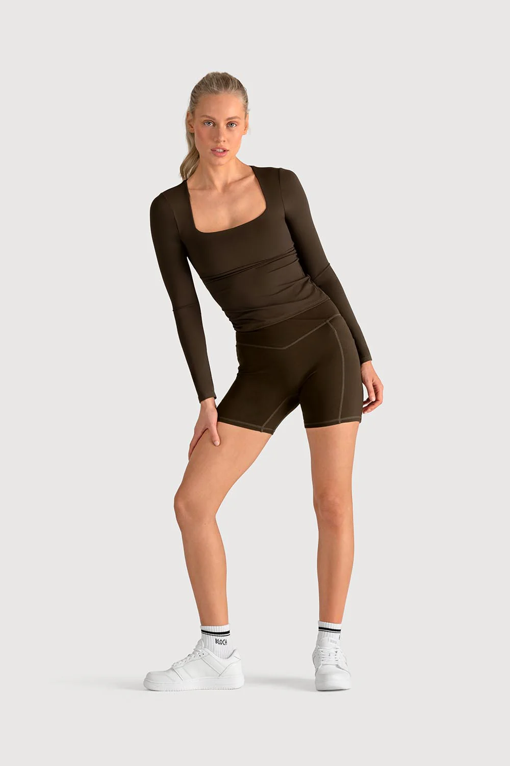 Z5684Y - Essential Long Sleeve Top - Image 3