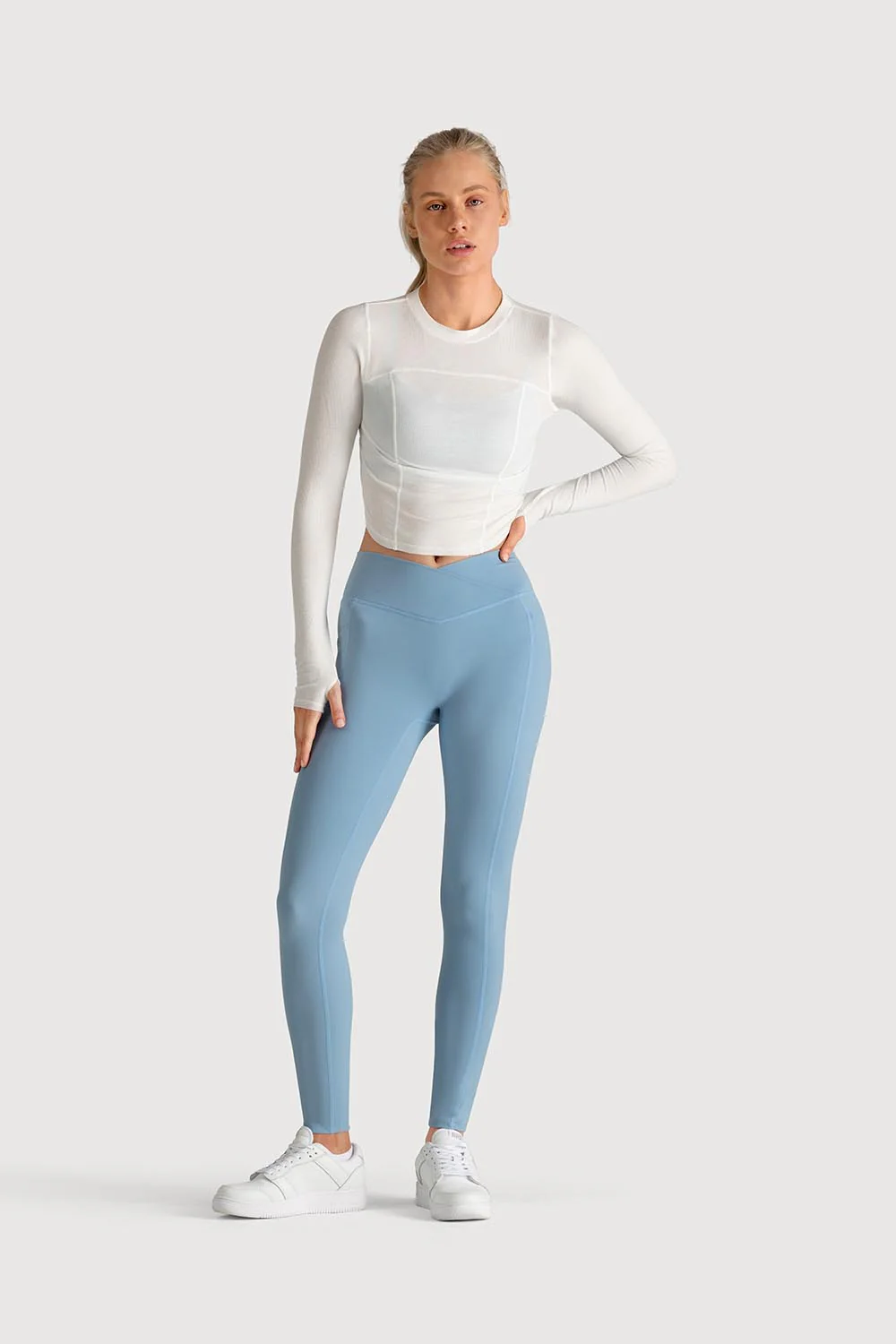 Z5990YN - Dynamic Long Sleeve Top - Image 3
